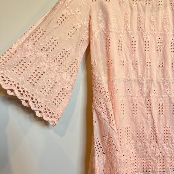 Sundance Tunic Top Pink Peach Eyelet Lace Floral Shirt Sharkbite Hem Size Large - Picture 3 of 4